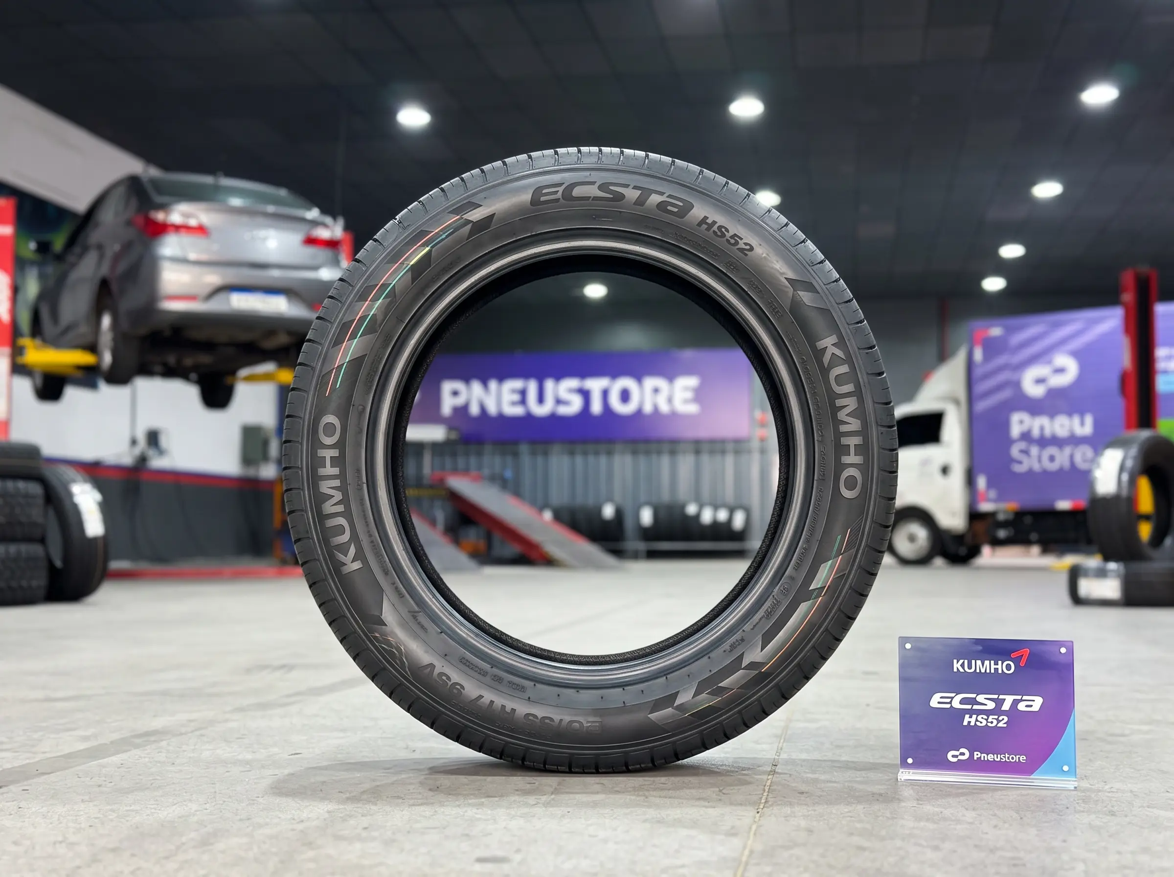 Kumho Ecsta HS52: Conforto e controle em cada curva!